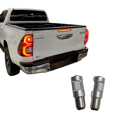 Led cuartos/stop Toyata Hilux 2016 al 2024