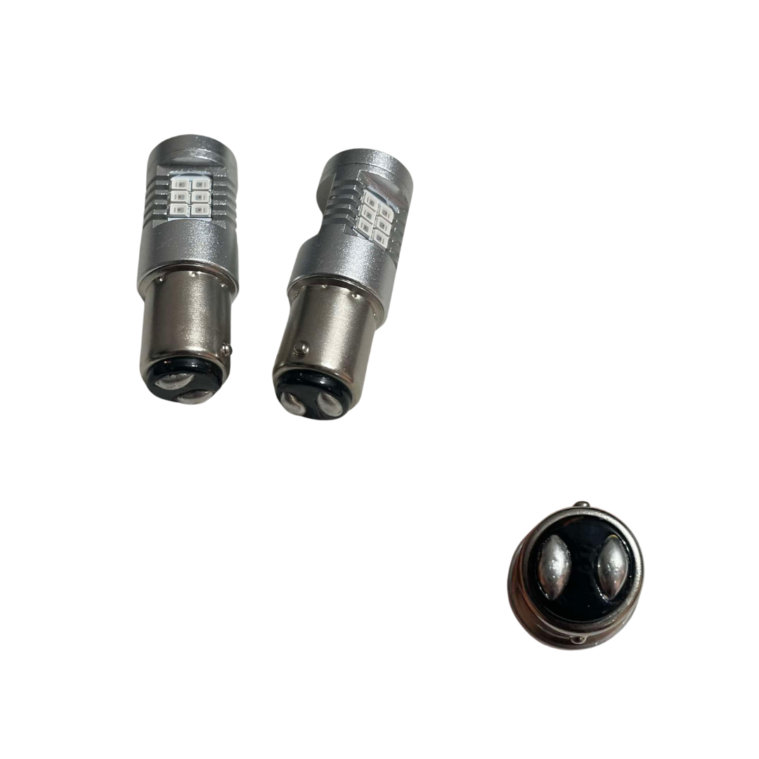 Led cuartos/stop Toyata Hilux 2016 al 2024